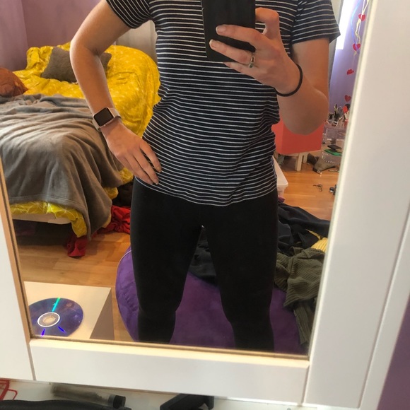 Navy blue and white striped t shirt from the gap - Picture 6 of 6